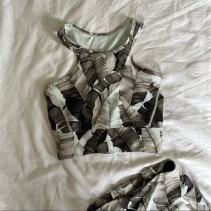 Stronger Label Palm Leaf Print Exercise Crop Top size S